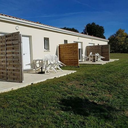 Hendia Apartment Jonzac Exterior foto