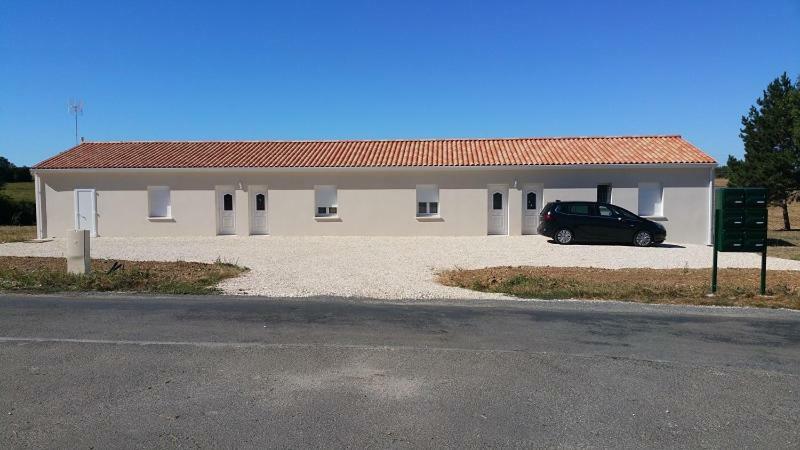 Hendia Apartment Jonzac Exterior foto